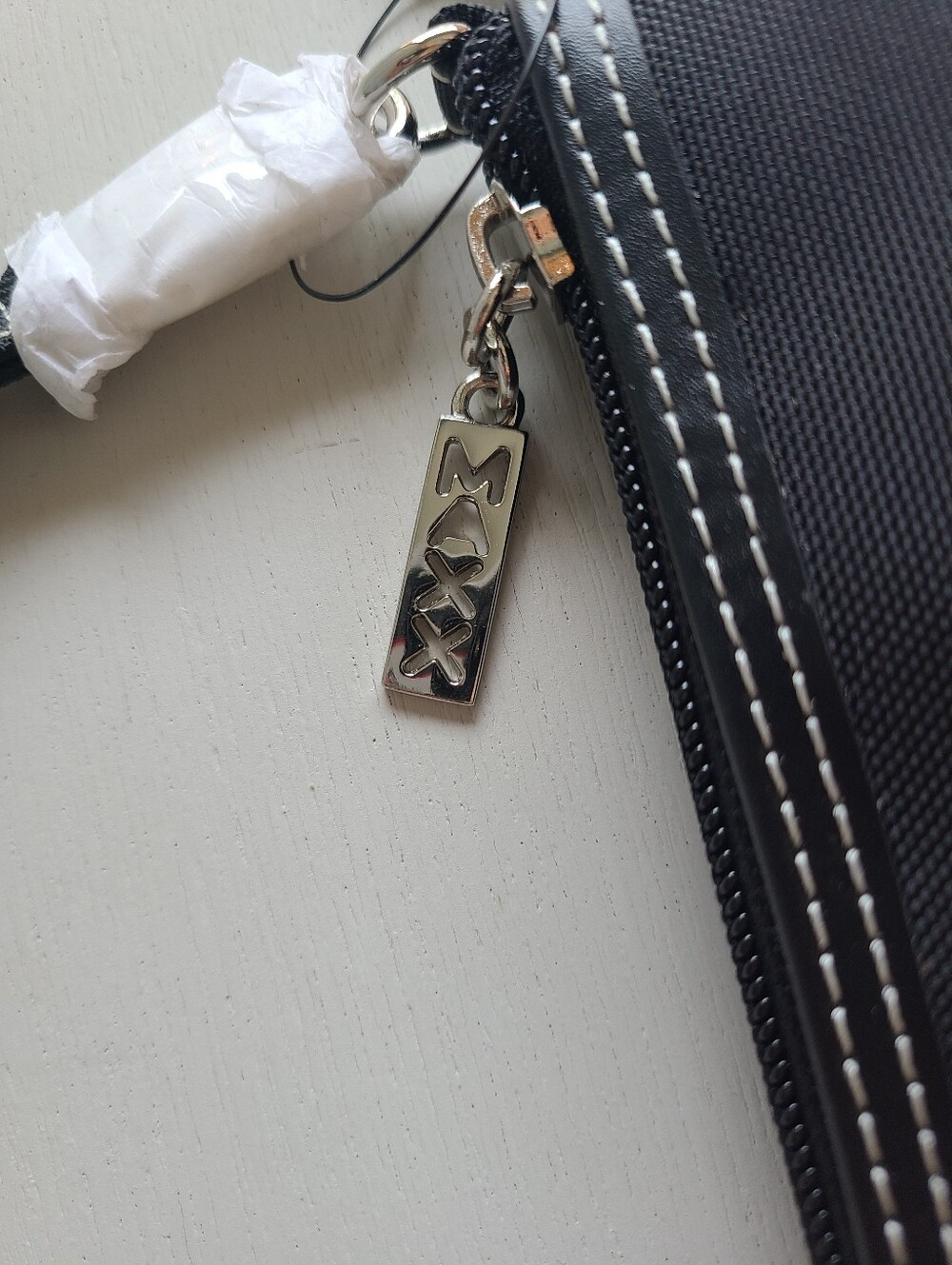 MAXX New York Small Shoulder Bag Purse NWT - Picture 4 of 14